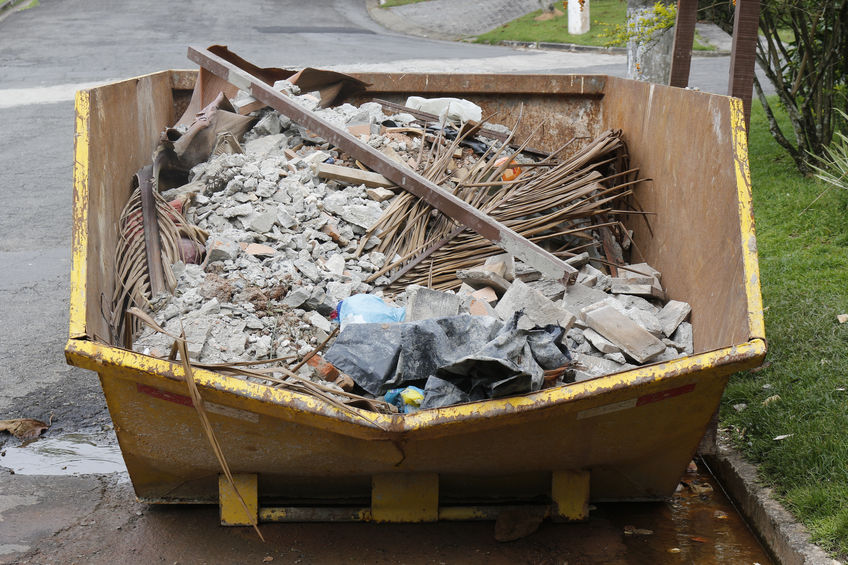 How to Safely Use Dumpsters: 5 Tips for Accident-Free Waste Management